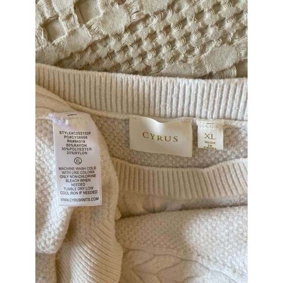 Cyrus Womens Sweater Size XL Cream Cable Knit Crew Neck Dolman Sleeves Stylish - Picture 9 of 12